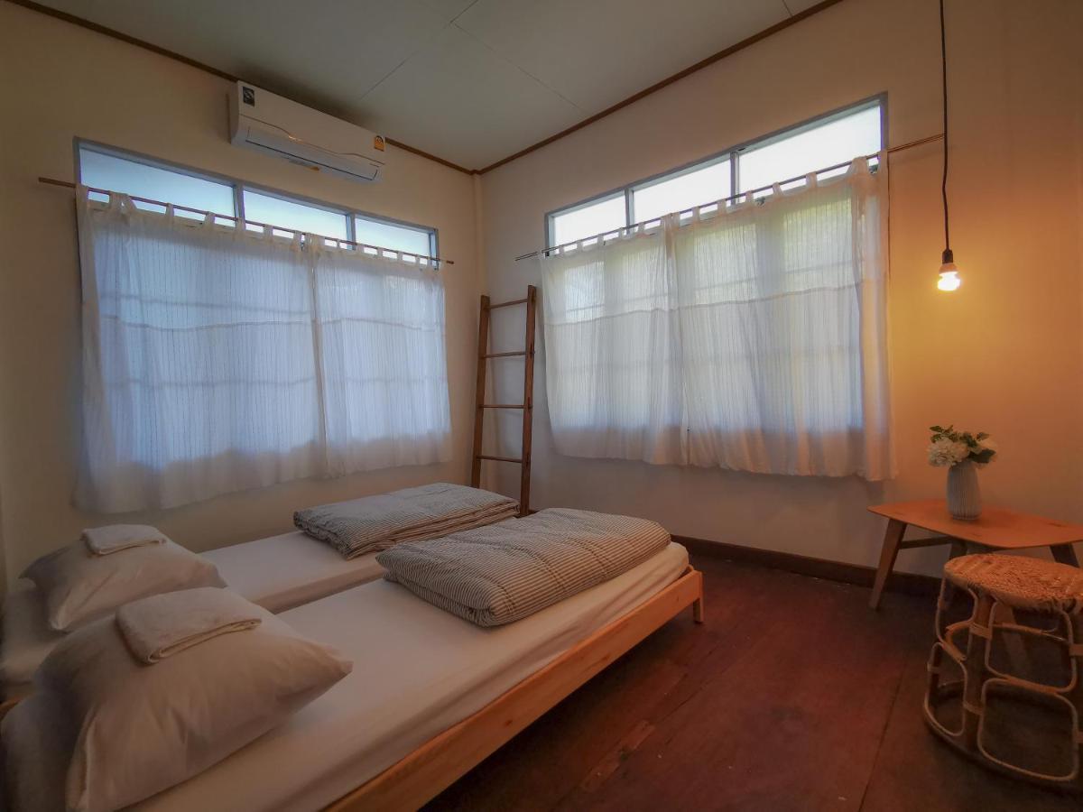 Pickbaan Hostel Lamphun Luaran gambar