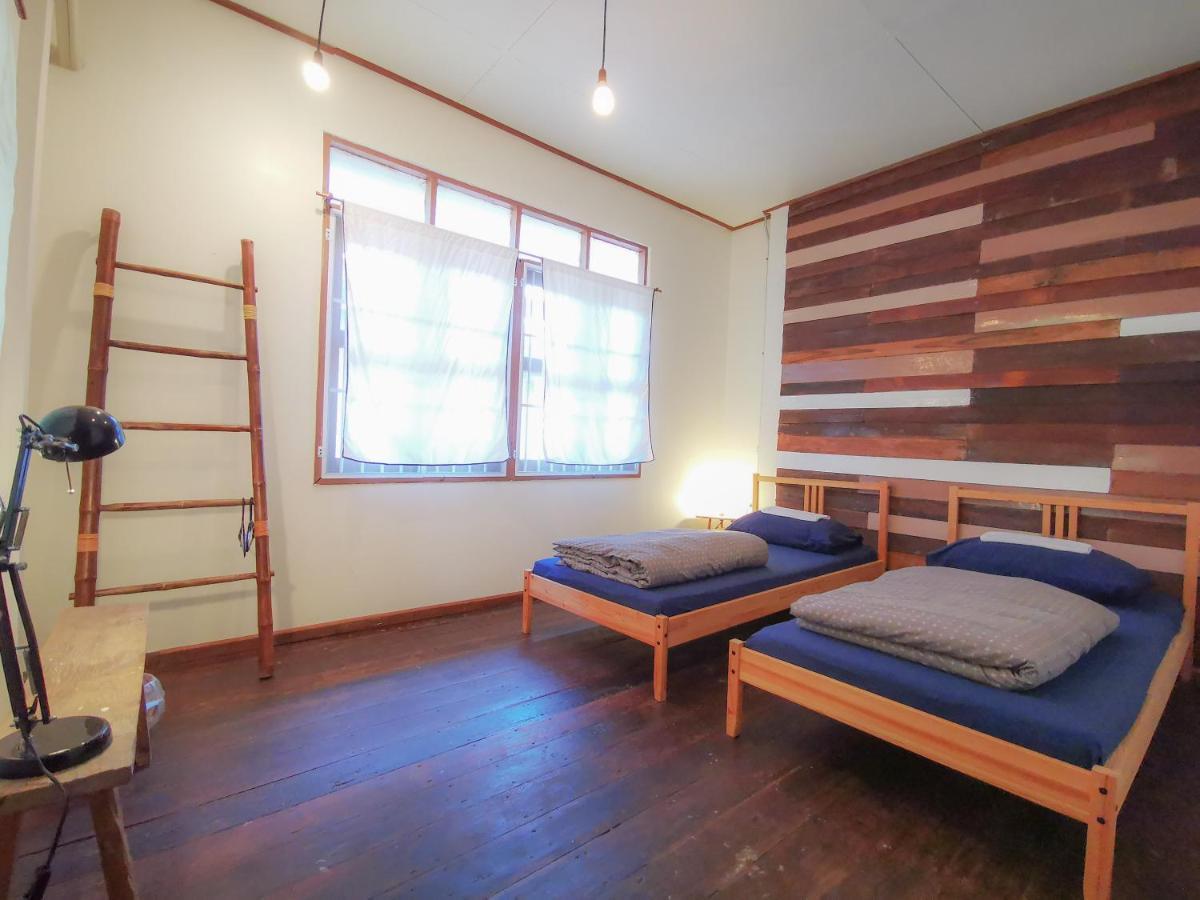 Pickbaan Hostel Lamphun Luaran gambar